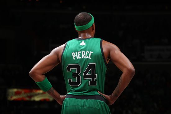 阿伦·贾吉在 2024 年与大谷翔平的“全垒打王之争”成为该年度棒球最热门话题