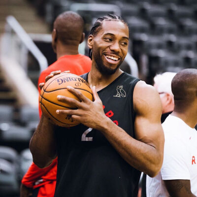 镜报：安东尼愿大幅降薪回归贝蒂斯，已拒绝胜利、博塔弗戈