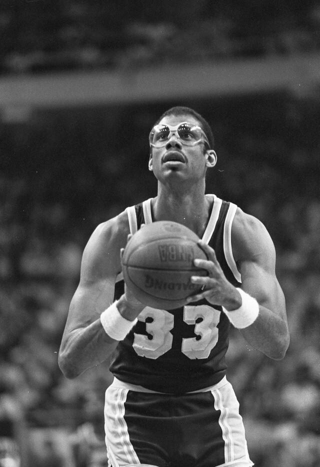 《王者荣耀》诸葛亮新皮肤“苍灵仙君”演示公开！