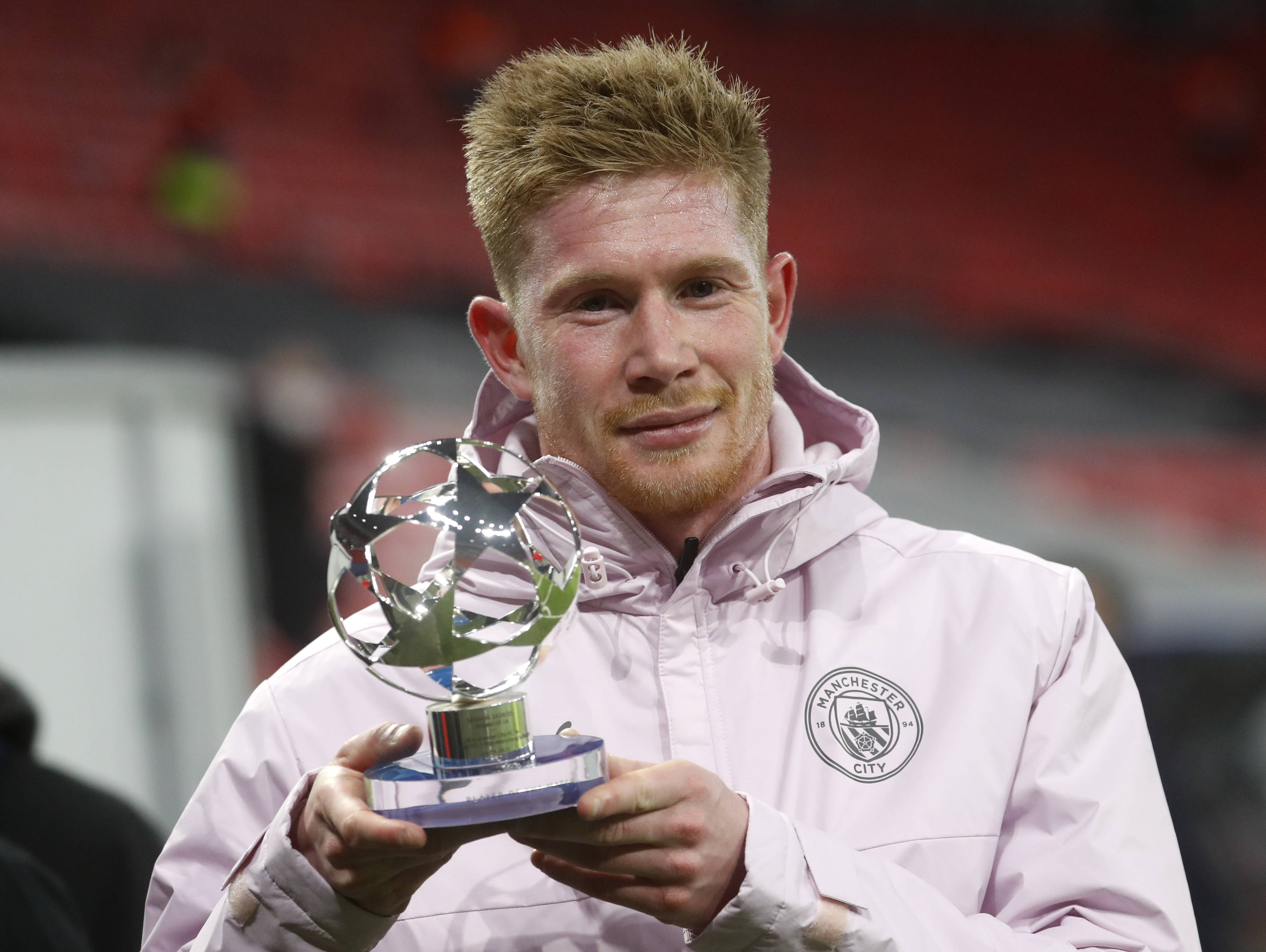 邮报：曼联与92班的关系很微妙，有时候较好有时候很差