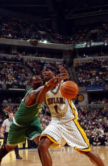 陈金锋在台湾举办引退赛，全场球迷落泪欢送其作为“先行者”的生涯