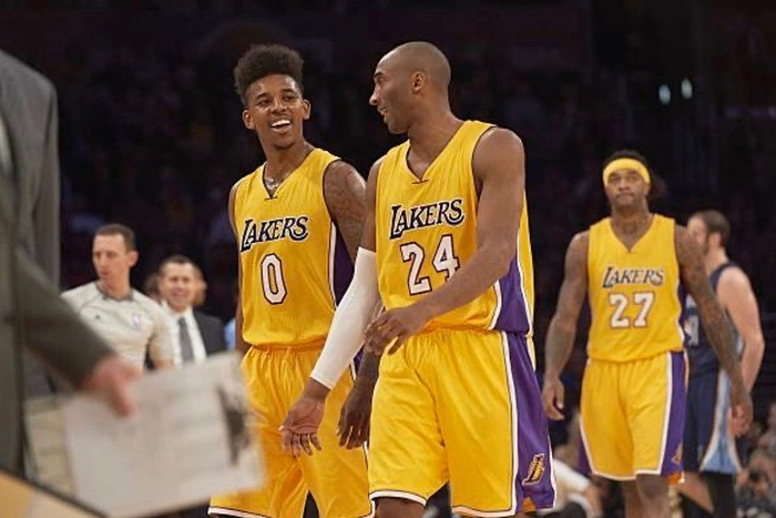 米体：索默犯了不少错，国米在寻找靠谱的一门